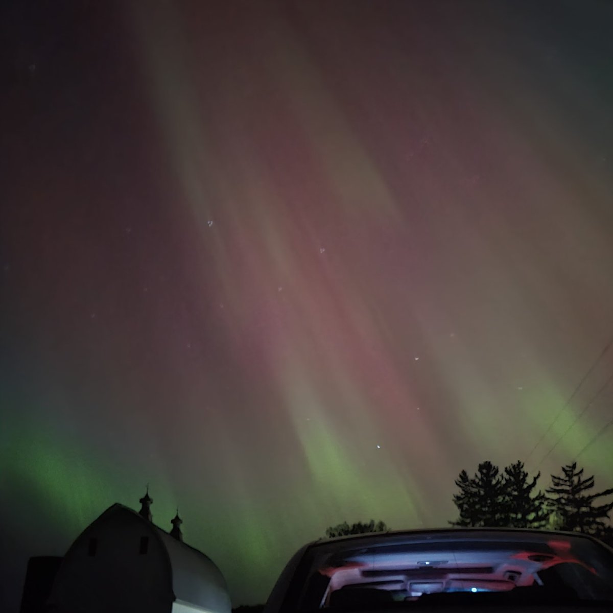 GGSoFly's tweet image. Northern Lights seen from Houston County, Minnesota 🌌