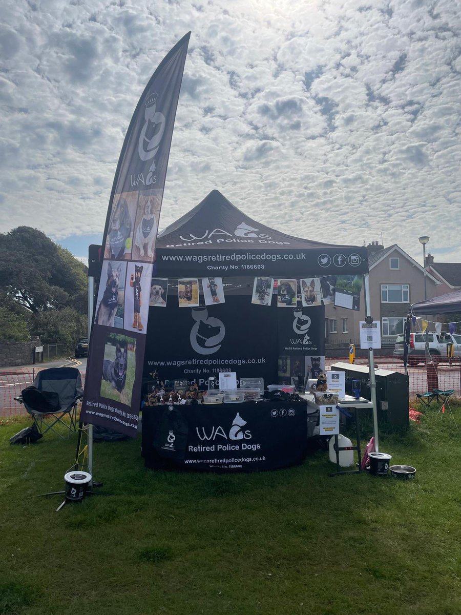 We have arrived at the Weston Rotary Dog Show at Beach Lawns, Weston-Super-Mare and the weather is absolutely gorgeous! Pop along for a fun day out and see our lovely trustees and volunteers, AND our very special guest, RPD Pan 🐾♥️