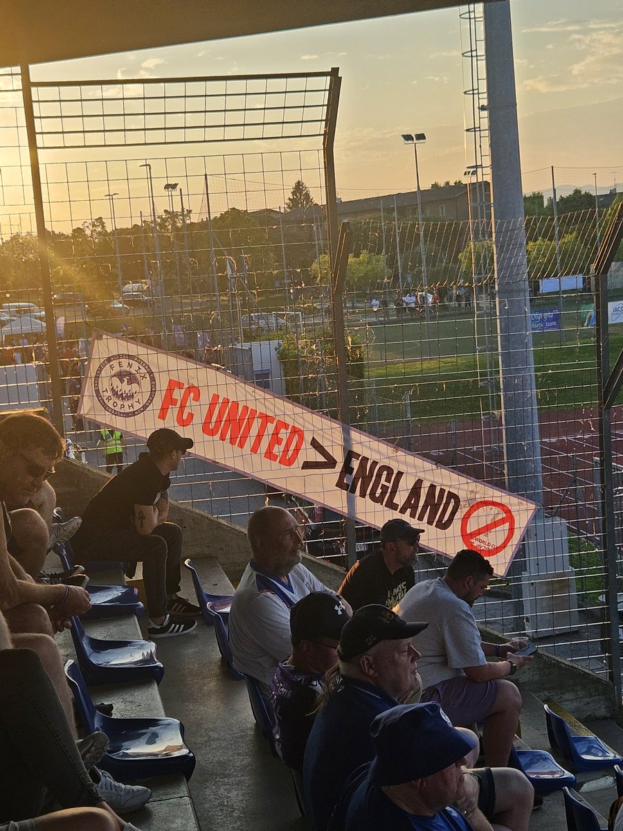 Zutroy85's tweet image. Highlights of the @FenixTrophy finals in Lake Garda so far 🇮🇹🚤🍸🍕⚽️

#FCUM @FCUnitedMcr