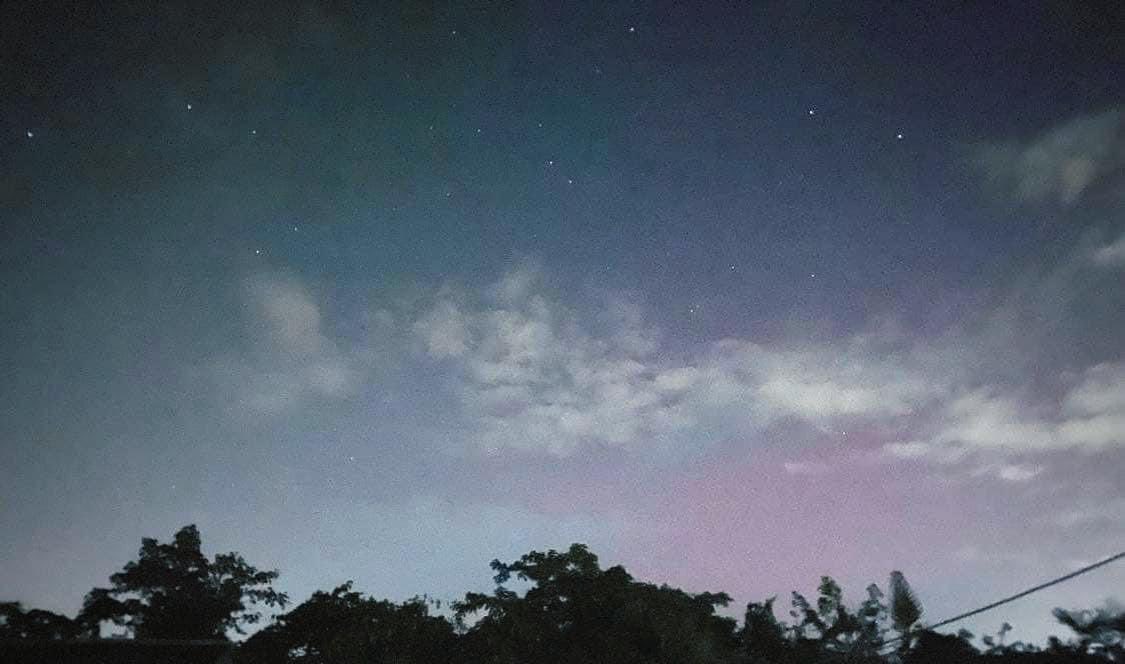 🤯😍¡Histórico! Se observaron tenues auroras boreales en la noche de ayer en PUERTO RICO, alrededor de las 11:21p.m. (AST). 📸Angélica Vázquez 📍 Bo. Monte Grande, Cabo Rojo 🇵🇷