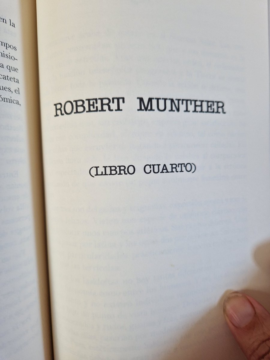 Sigo leyendo #eldiluvioanónimo de @PLSalvador El cambio de registro es brutal en este libro cuarto @oscarseron @carlotenia @1000yunlibros @IslaMilPalabras @i_sanfer @Cudeyo @el_portalibros @leyendoconmiren @DolorsPolonio @isabelvallspuig