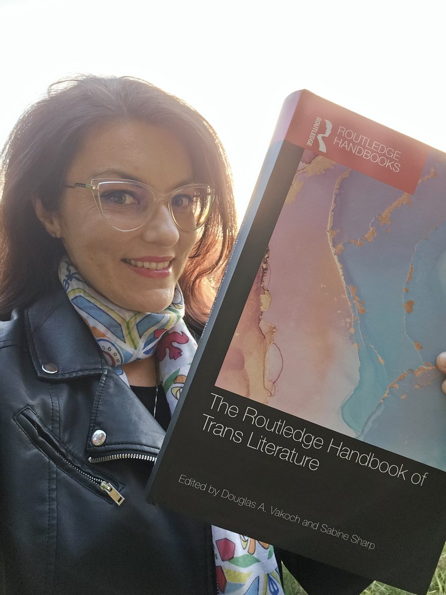 Whose photoshoot is this? The book's :) My chapter "Renaissance Literature as Trans Literature" in "The Routledge Handbook as Trans Literature" is out! <a href="/trans_literary/">trans*lit</a> <a href="/MichelleSalyga/">Michelle S</a> <a href="/routledgebooks/">Routledge Books</a> <a href="/RoutledgeLit/">Routledge Literature</a> <a href="/tandfnewsroom/">Taylor&Francis News</a> <a href="/bprasoweuam/">Biuro Prasowe UAM</a> <a href="/UAM_Poznan/">UAM Poznań</a>