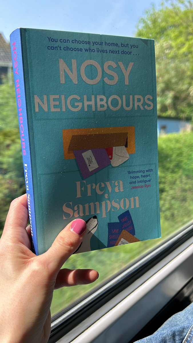 Today’s train read is not a crime book, despite heading to crime fest yet again…

Choosing a lighter option to keep me company today courtesy of @SampsonF - I love Freya’s books so can’t wait to read this one!

@ZaffreBooks #NosyNeighbours