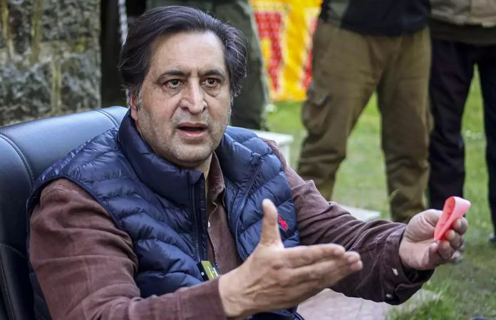 People’s Conference (PC) Chairman and party candidate for Baramulla Lok Sabha constituency in J&K, Sajad Gani Lone has received an ECI notice for violating MCC.