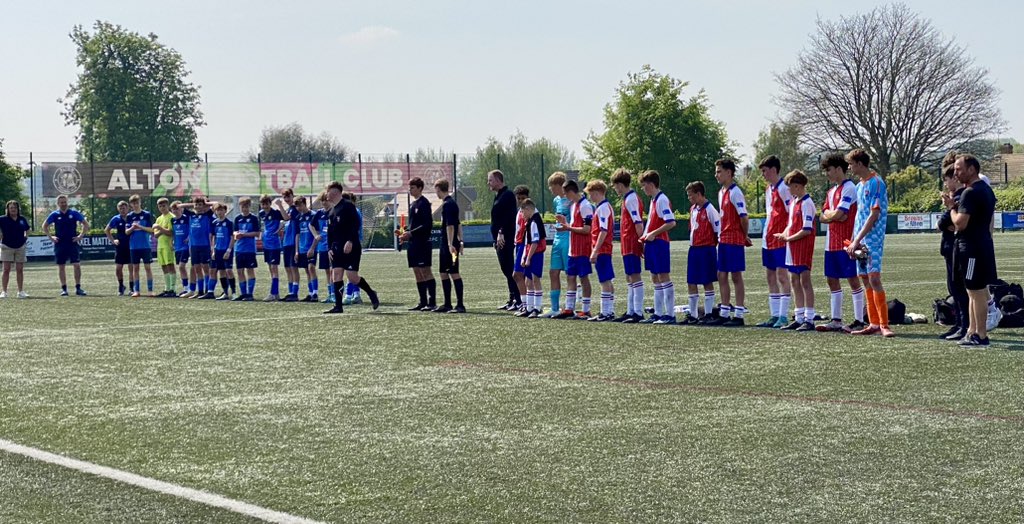 Congratulations to Hook United Youth who beat The #Knappers U14’s 4-3 in today’s league cup final. Another great season for The Knaphill U14’s. 👏