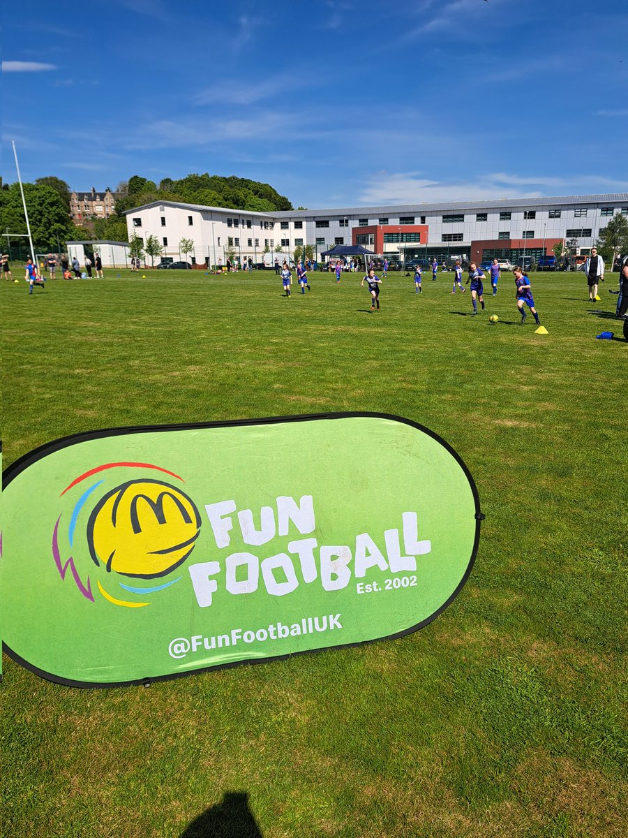 ⚽️ Free Football Festival ⚽️ 

The ☀️ is out for our girls @FunFootballUK festival this morning!! 

Great to see so many players playing hard and having fun with their friends! 

@ScotFANorth