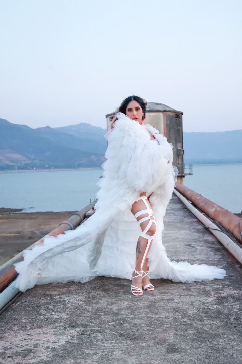 Unseen BTS: @nehabhasin4u looks captivating & in her element in the working stills of her latest chartbuster 'Furqat', the internet showers love on her high-fashion ensemble outfits #nehabhasin #furqat #SuyashPachauri