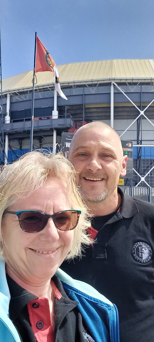 Zo we zijn weer in het mooiste stadion van Nederland😁❤️ de Kuip🏟 rondleiding en later de vrouwenwedstrijd #Feyenoord-FcUtrecht🔴⚪️⚫️❤️