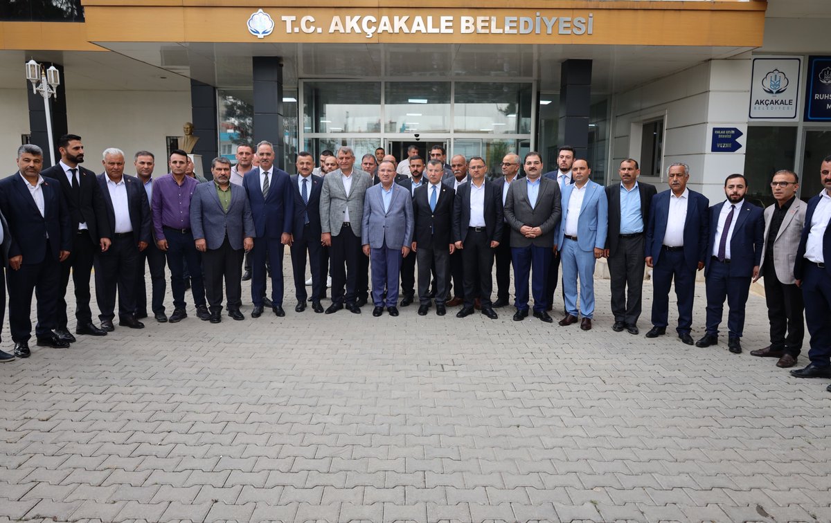 TBMM Başkanvekilimiz Bekir Bozdağ, Milletvekillerimiz Mehmet Ali Cevheri, Hikmet Başak, Genel Merkez Yerel Yönetimler Başkan Yardımcımız Mahmut Kaçar, Haliliye Belediye Başkanımız Mehmet Canpolat, Eyyübiye Belediye Başkanımız Mehmet Kuş, il ve ilçe teşkilatımız ile birlikte…