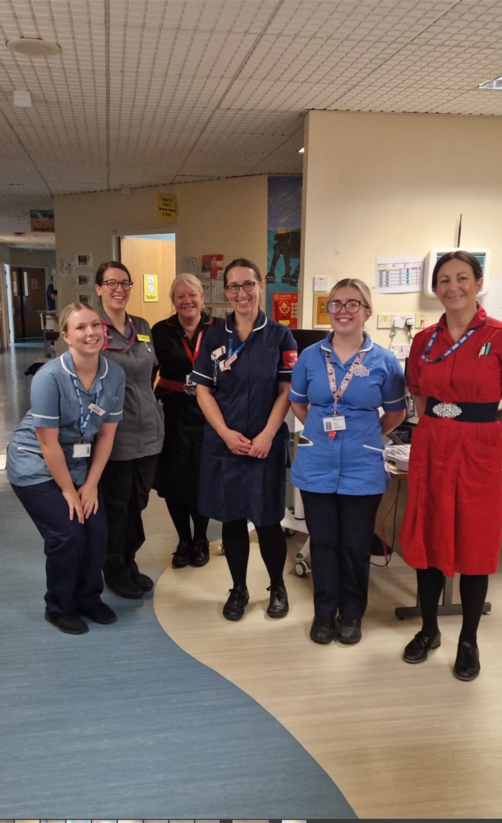 Emma Chaplin (@emmachaplin4) on Twitter photo Happy Nurses Day and what a lovely day it was ๐<a href="/MSEHospitals/">Mid and South Essex NHS Foundation Trust</a> <a href="/dawnmpatience/">dawn patience</a> Happy Nurses Day and what a lovely day it was ๐<a href="/MSEHospitals/">Mid and South Essex NHS Foundation Trust</a> <a href="/dawnmpatience/">dawn patience</a>