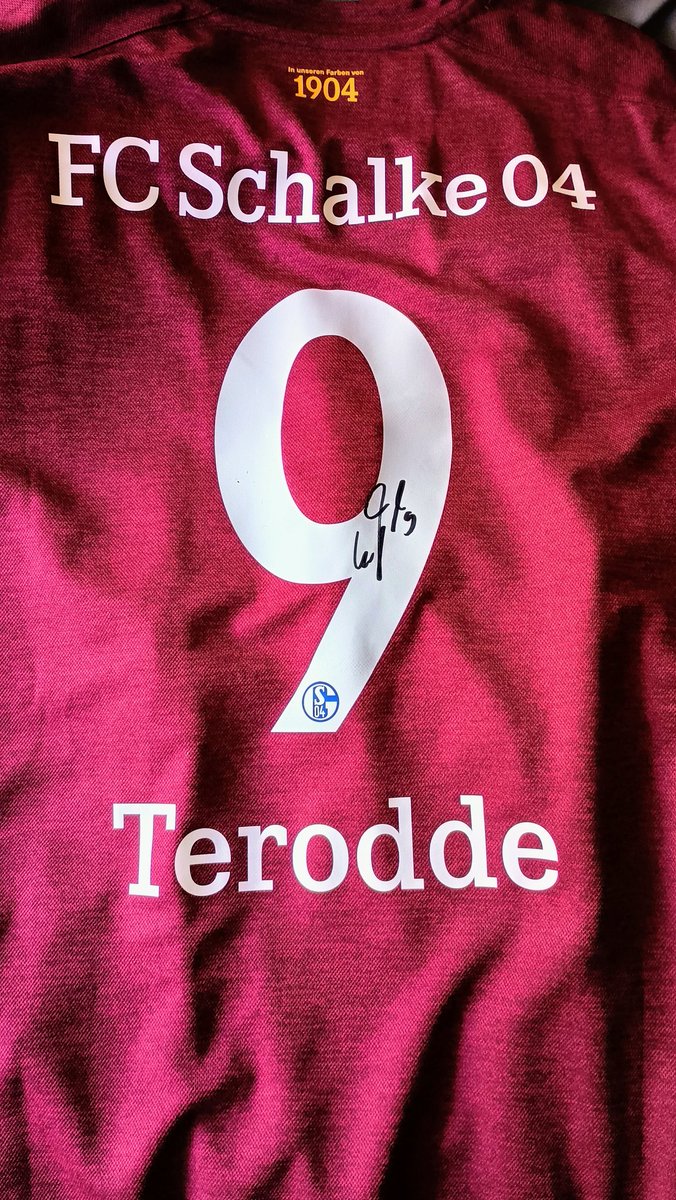 Big_Al_87's tweet photo. @s04 Glück Auf!
Hab immer an euch geglaubt. https://t.co/mhSmrtxiNX