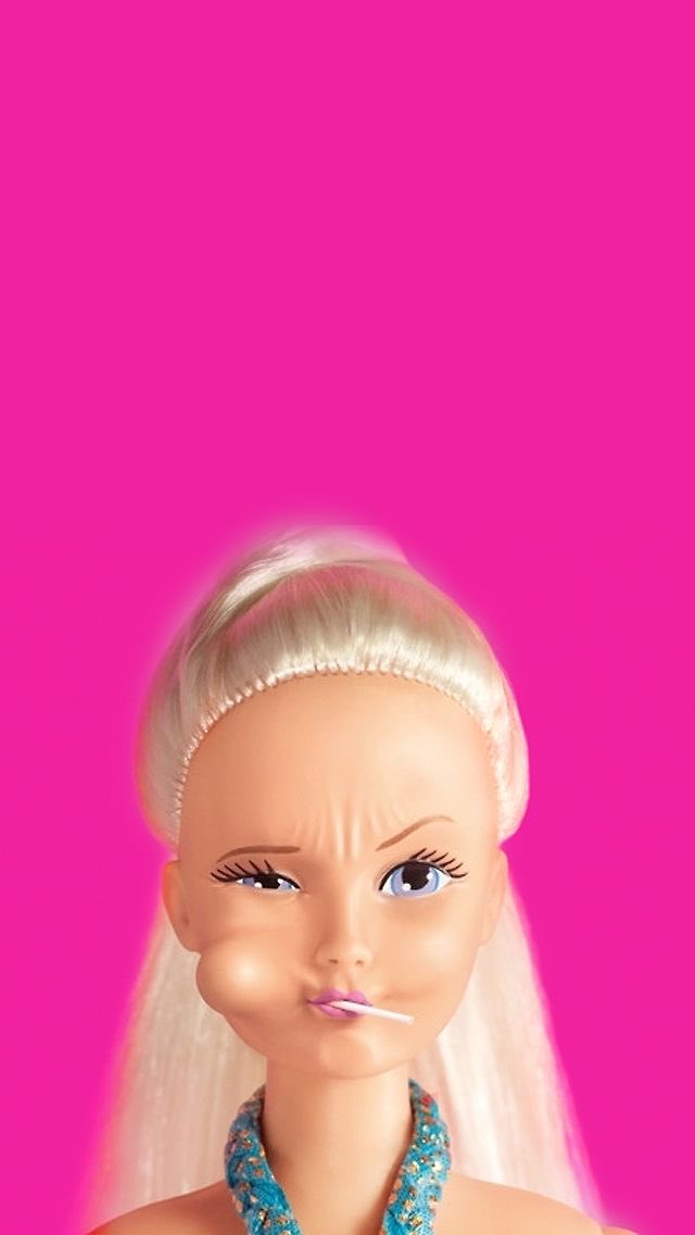 Би нүдэнд үзэгдэж гарт баригддаг бодит зүйлд итгэдэг.
Хий хоосон агаараар цатгаж, итгүүлдэг хүмүүст дургүй.