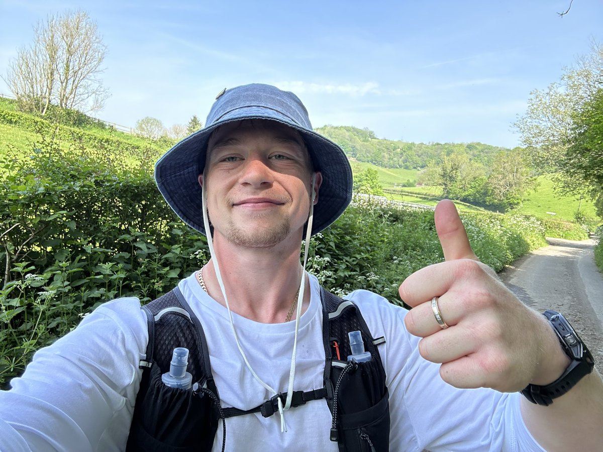 Slow morning trekking the hills of the Cotswolds in this heat. 

About 250 miles covered far. 

So desperately excited for some flat ground🙃