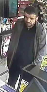 We have released an image of a man we wish to trace after a woman had her purse stolen and then her bank card used. The 56-year-old victim was shopping in the Wolsey Close area of Southwell. She returned home to find her purse was missing. orlo.uk/y4QyB