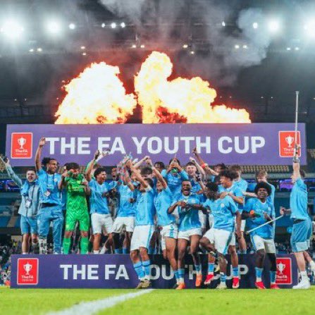 Happy Weekend … Sun is Shinning, football is flowing, no complaints! Congrats again Manchester City U18 on winning FA Youth Cup! So many games today, who you watching?