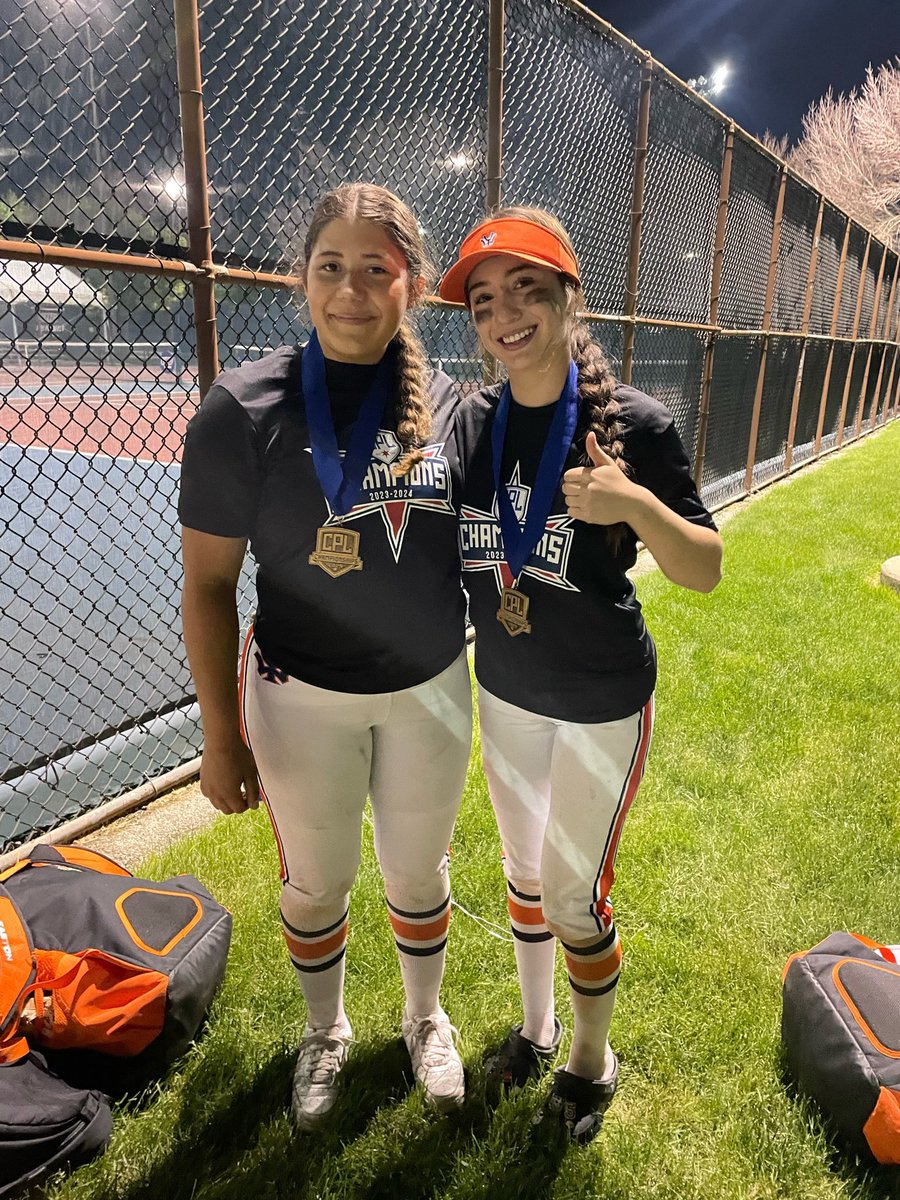 Congratulations to our girls Emily Rodriguez and Itzel Jaime and @WY_Softball on their City Championship!! We are so proud of you!! 
@nwisoxfastpitch