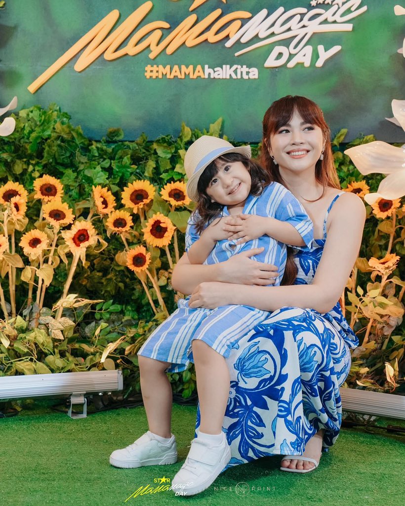 Mommy Janella Salvador and Jude #StarMamamagicDay carpet!✨

Rewatch the live coverage of the magical Mother’s Day event on Star Magic’s official YouTube channel, Facebook page, and TikTok account!

#MAMAhalkita #TatakStarMagic #StarMagic