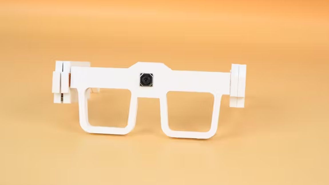 Raspberry Pi technology is bridging communication gaps with AI-powered glasses that translate #SignLanguage into speech. It's pretty cool, check it out: zurl.co/6LAt #DeafAwarenessWeek #Technology #BSL #AI #Deaf #DeafAwareness