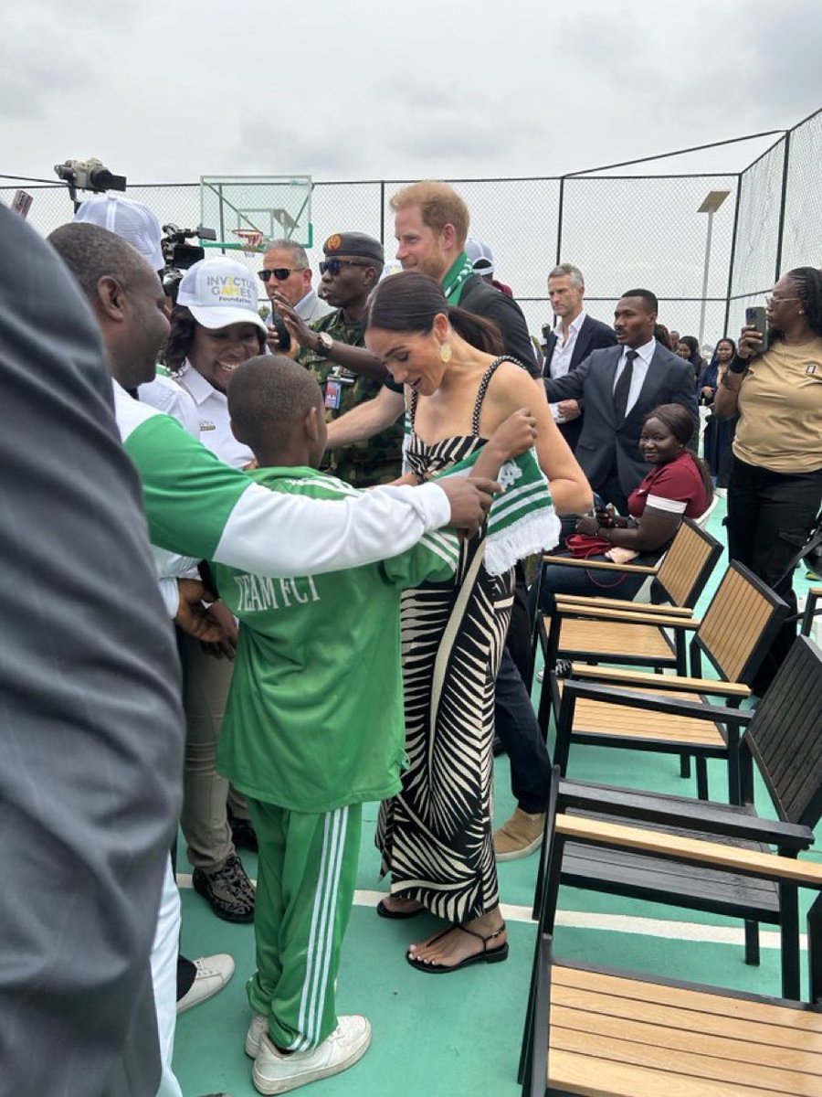 My sis! The Duke and Duchess of Sussex. #HarryandMeghanaija #HarryandMeghaninNigeria