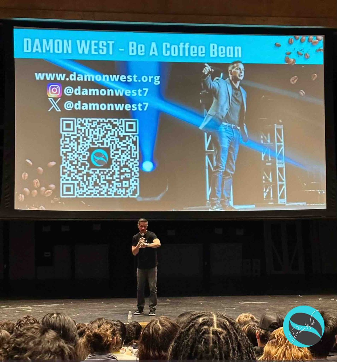 The week of speaking in review. Grateful for every opportunity to share the Coffee Bean message. Nebraska Bankers Association - Omaha, NE Muskingum Valley ESC - Ohio Region 3 ESC - Texas Region 6 ESC - Texas #BeACoffeeBean #ServantLeadership #KeynoteSpeaker @bluedeltajeans