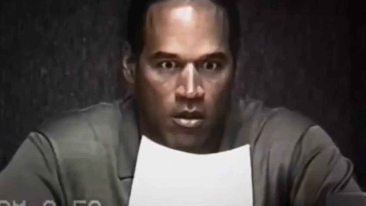 OJ Simpson sees the photo of him wearing Bruno Maglis youtube.com/watch?v=IeIUOT…