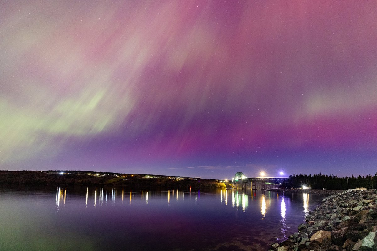 What a night of chasing aurora! The aurora storm was so intense that I was shooting south east and south west for most of the night. I've never see the aurora push so far south before! Did you get out to see the lights? #Aurora #solarstorm #cbc #ctv #global