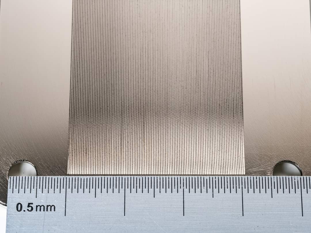 Saigon_Lab's tweet image. Cold Plate kiêm luôn tấm lọc cặn với fin 0.1016mm (0.004”) và micro channel 0,2032mm (0.008”) 👻

Photo by TitanRig

#Pc_Watercooling #Custom #Optimus #Order #Pc #SaiGonLab #Usa