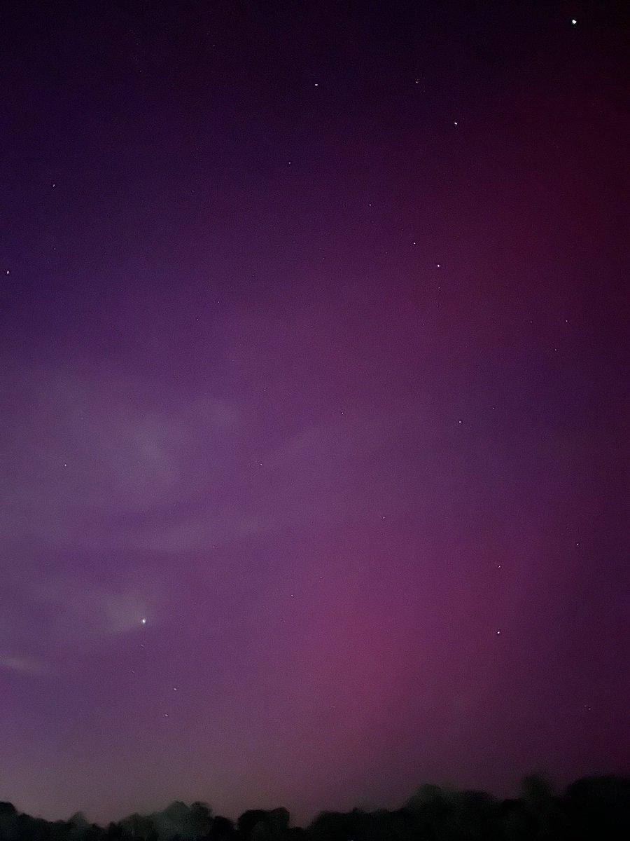 A Ouachita purple sky in Arkadelphia, courtesy of the aurora borealis, is the perfect way to close out another great school year! 💜🌄

📷: Hanna Williams ‘24