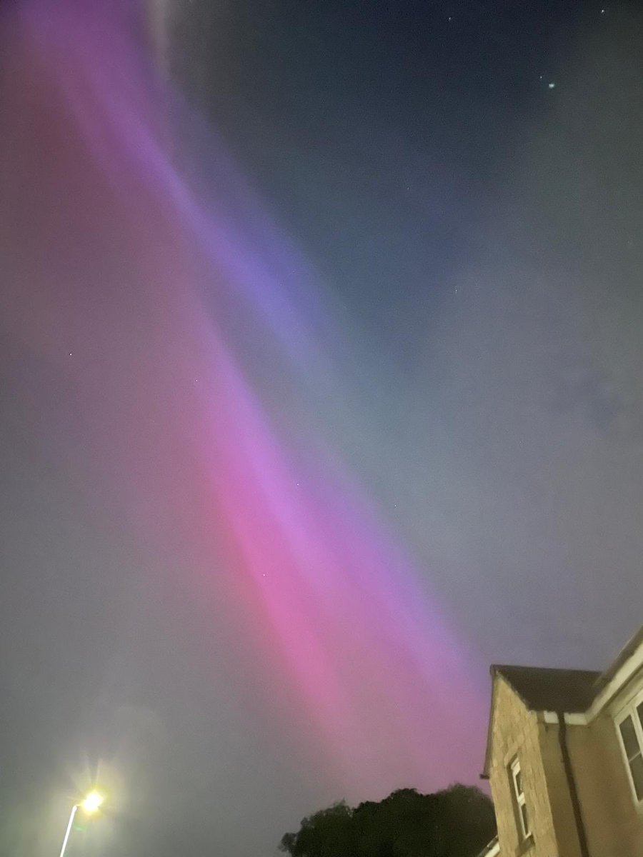 Heather128Jones's tweet photo. #northenlights #westyorkshire https://t.co/kCA8M2Kj7P