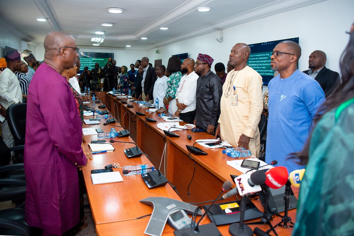 I had my first interactive session with distinguished members of the fourth estate of the realm, and I was able to highlight the Commission's five-point agenda, products & services, correct some misinformation about the commission while assuring them of a harmonious working…