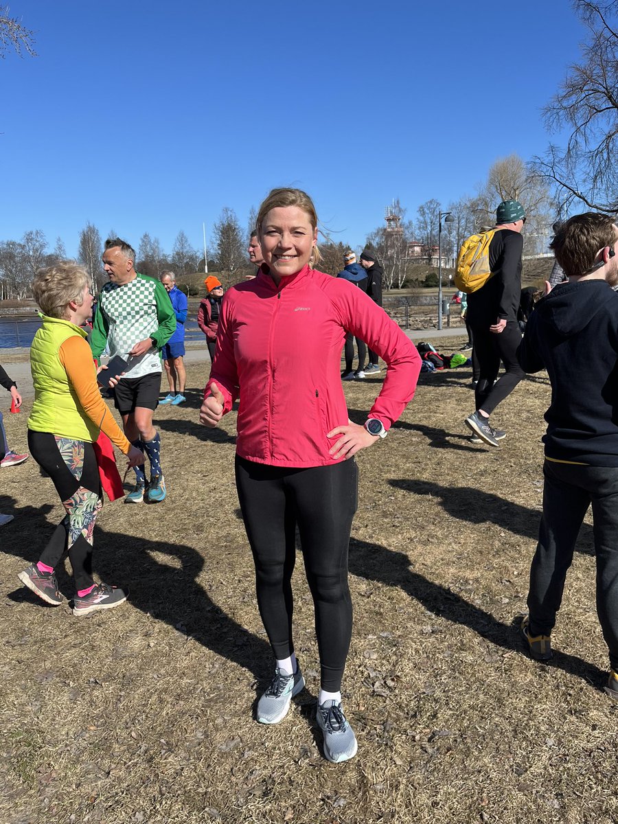 Hyvää kansallista juoksupäivää 🏃‍♀️🏃 Aamu startattu asianmukaisesti Oulussa @pokkinenparkrun merkeissä. Kaunis aurinkoinen aamu, ja aivan upeat merelliset maisemat 🤩 Mukavaa lauantaipäivää kaikille! #kansallinenjuoksupäivä #parkrun #juoksu