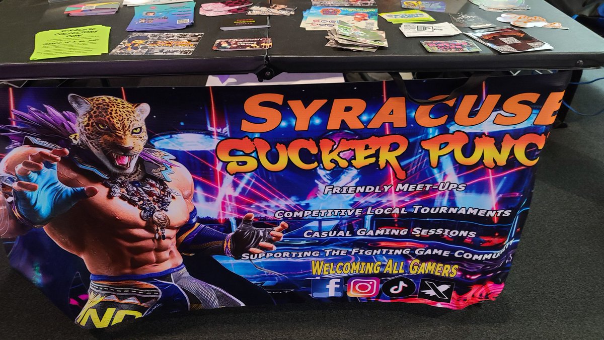Learn (and play!) the history of #Tekken thanks to @SyracusePunch at @retrogamecon Jr #retrogamecon #fightinggames #videogames #retrogames #gaminghistory #gamingcon #gaming