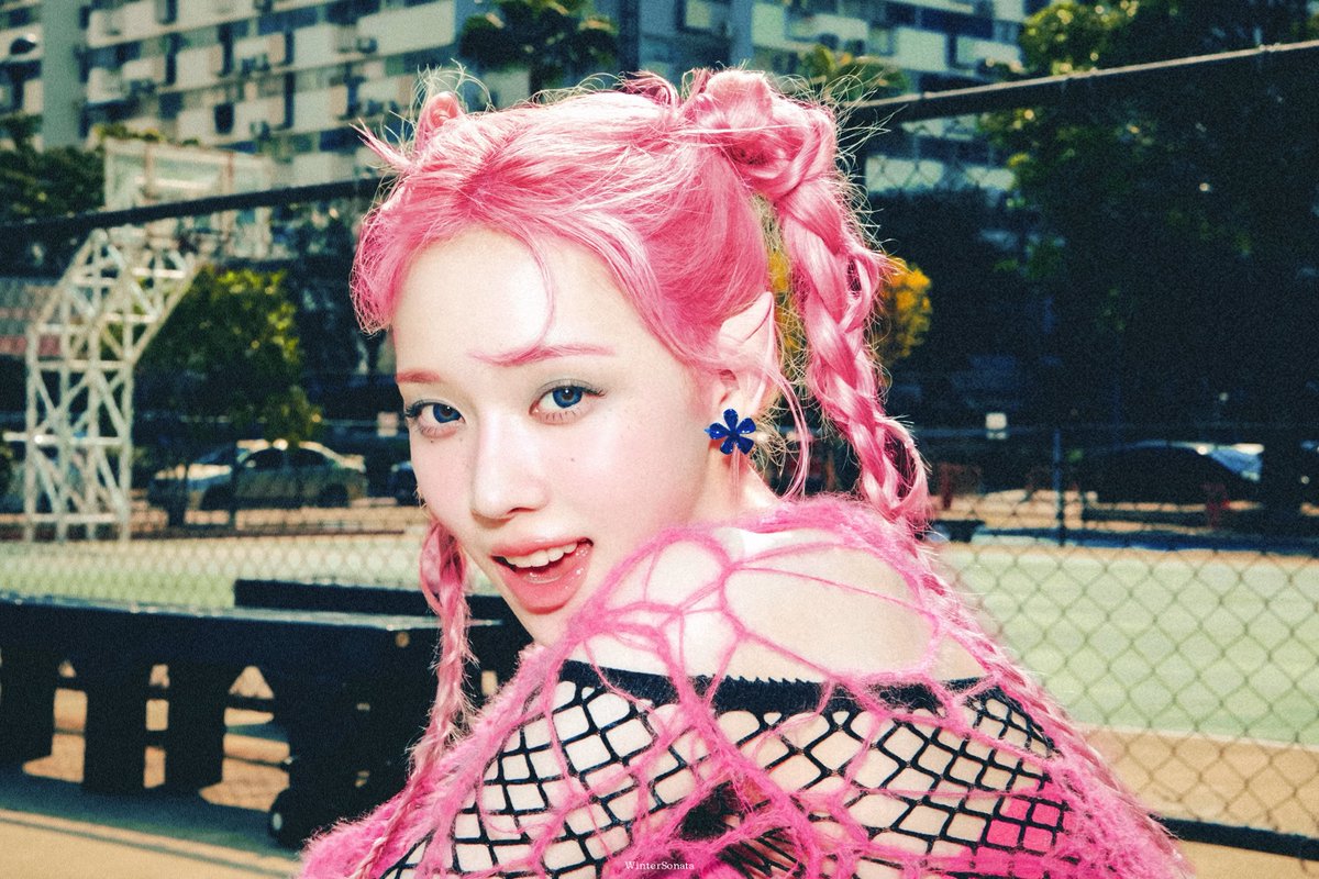 ws0101_wt's tweet image. 𝙿𝚒𝚗𝚔𝚢 𝙿𝚒𝚗𝚔𝚢💕
#aespa #에스파 #WINTER #윈터