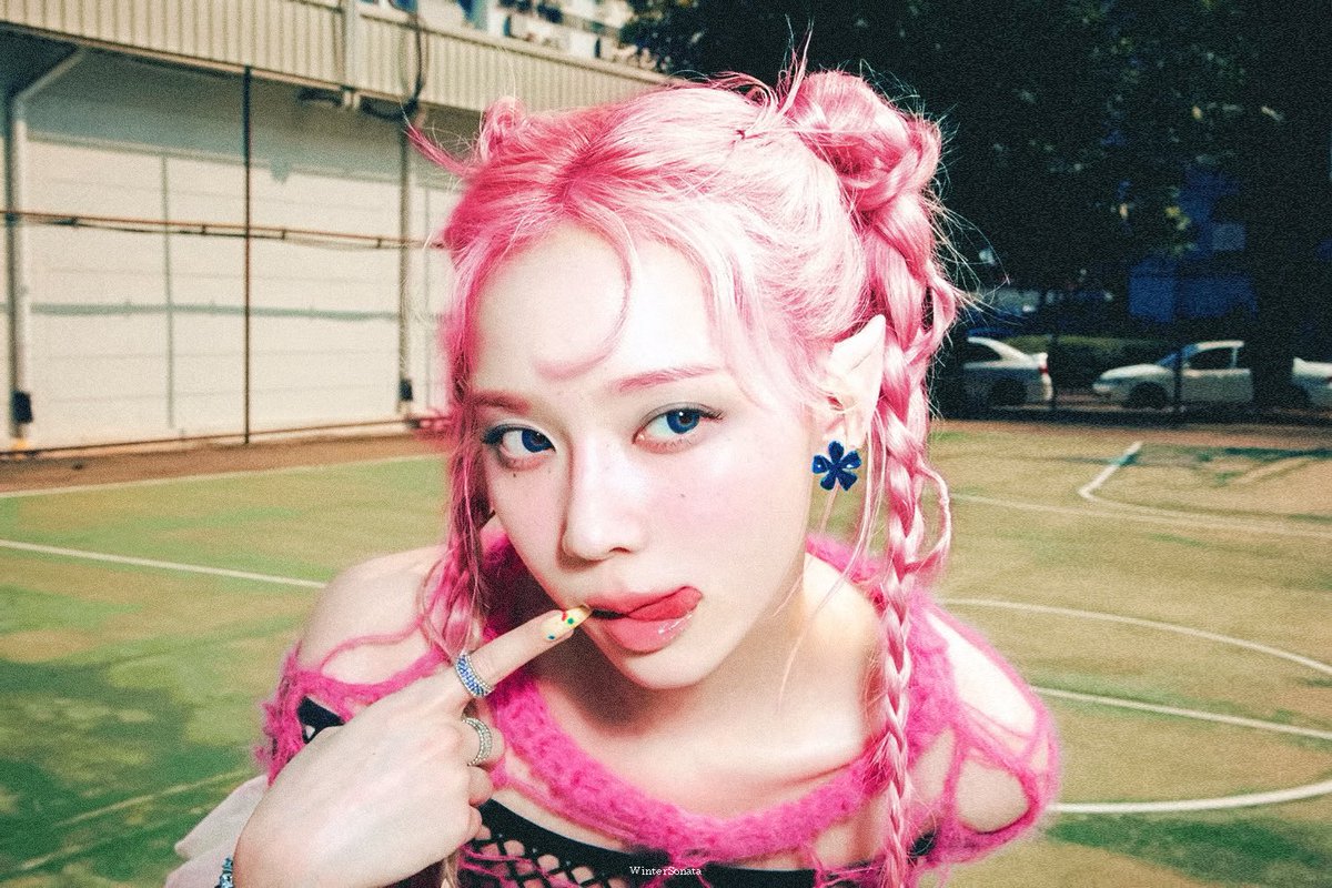 ws0101_wt's tweet image. 𝙿𝚒𝚗𝚔𝚢 𝙿𝚒𝚗𝚔𝚢💕
#aespa #에스파 #WINTER #윈터