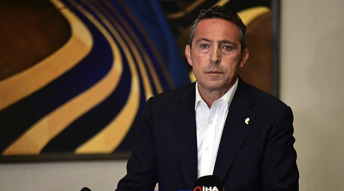 Fenerbahçe Kulübü Başkanı Ali Koç, olağan seçimli genel kurulda yeniden aday olacağını açıkladı