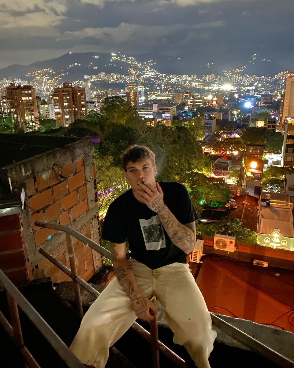 'Mi primera vuelta en Medellín, estoy cargando 🐎' BLANCO

#blanchitobebe