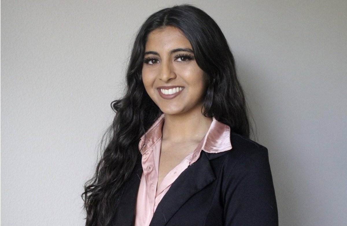 🎉 Celebrate Shaezeen Vasani, a symbol of perseverance at CSN! Overcoming doubts, she found belonging and will graduate with her Business Associate Degree. Cheers to Shaezeen and her bright future ahead! 🎓✨ #CSNCommunity #Perseverance