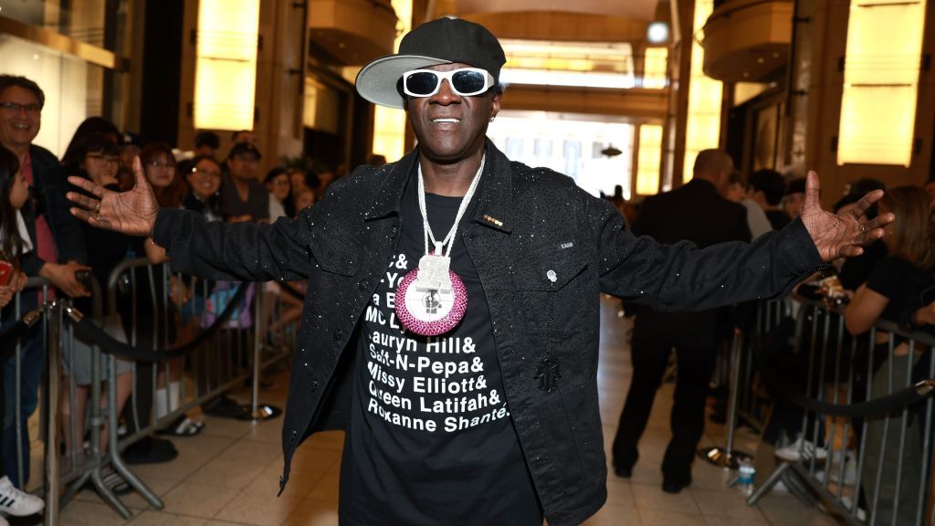 Flavor Flav committed to funding the U.S. women's water polo team, which is just amazing ftw.usatoday.com/2024/05/flavor…