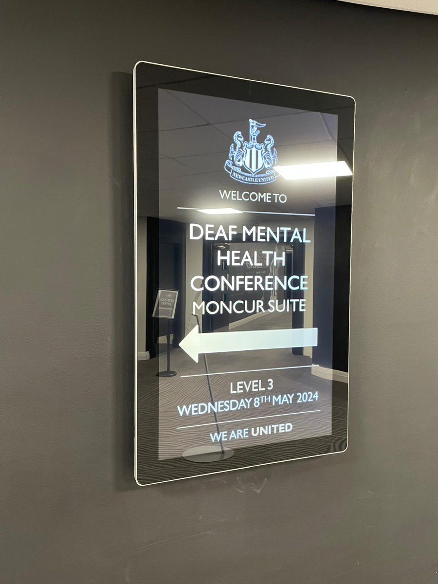 This week we held the Deaf Mental Health Conference with @CNTWNHS , @NewcastleHosps and @Deaflink_NE Alongside mental health practitioners and service providers, we created an action plan to improve mental health service provision for Deaf people. #DeafAwarenessWeek