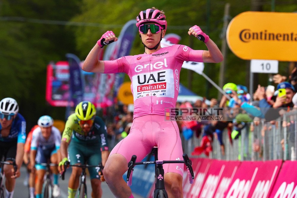 #GirodItalia, Stage 8 ⛰️PRATI DI TIVO (14,55km; 7,02%; 1022m) 2024 | 36'20min | T.Pogacar 2024 | 36'00min | A.Lutsenko - RECORD (Giro d'Abruzzo) 2021 | 36'06min | T.Pogacar 2013 | 38'22min | C.Froome 2012 | 38'56min | V.Nibali 📸@SprintCycling