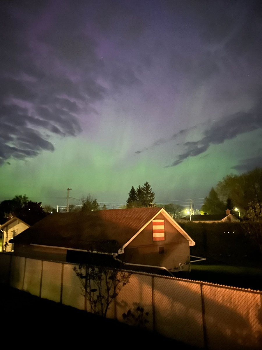This was at my sister’s house. Yet nothing at my house 20 min away lol did yall catch it ? Post below #aurora