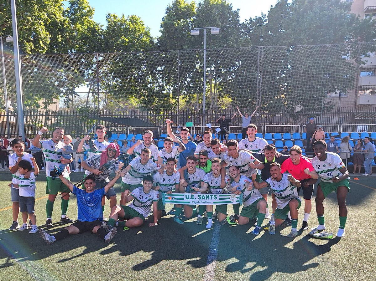 #LligaElit 
Victoria molt important . 
<a href="/uesants/">UE Sants</a> 2️⃣
<a href="/eeguineueta/">EE Guineueta</a> 0️⃣

⚽️ Alber Ruiz
⚽️ <a href="/EloiPozuelo9/">Eloi Pozuelo Riera</a> 

#OrgullSantsenc🟢⚪️