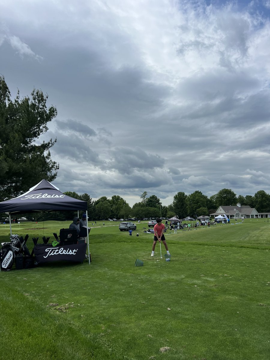 Man O' War Golf tweet media