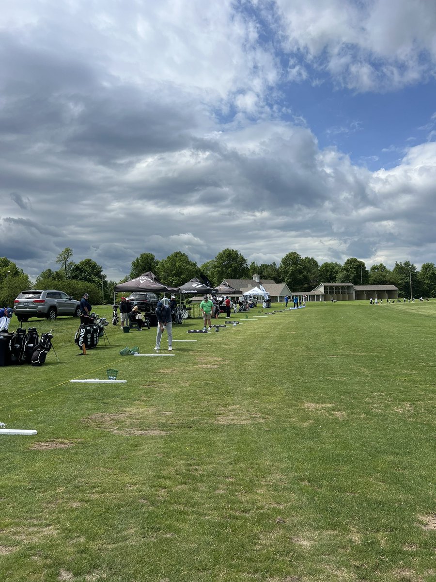 Man O' War Golf tweet media