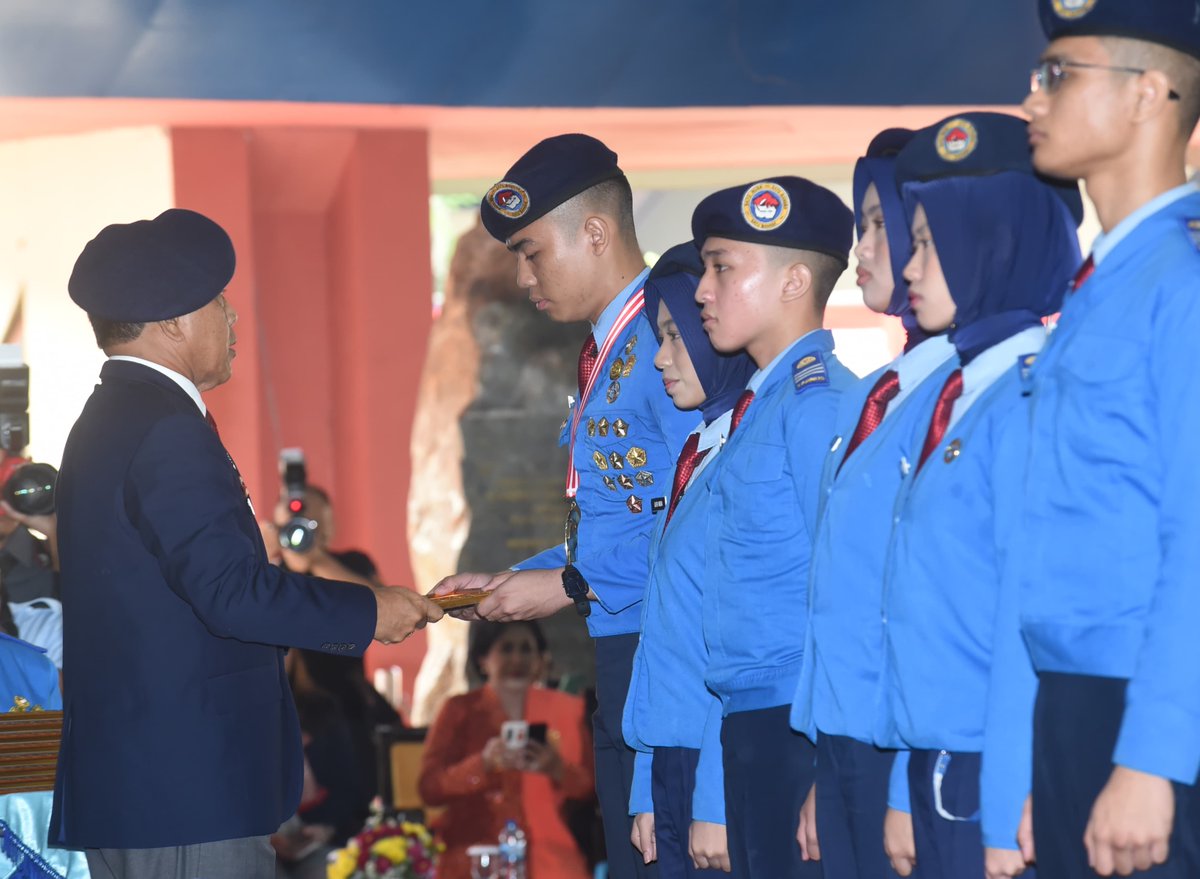 SMA Taruna Nusantara kembali Luluskan Putra Putri terbaik Bangsa Angkatan XXXII tniad.mil.id/sma-taruna-nus…