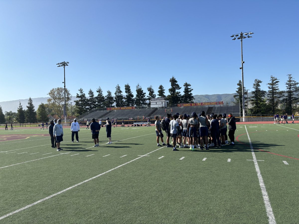 A great Saturday morning here at Simi Valley HS for a passing league tournament! Stacked group of high school programs ready to compete all day long, Let’s go! #TheCatapultAdvantage
