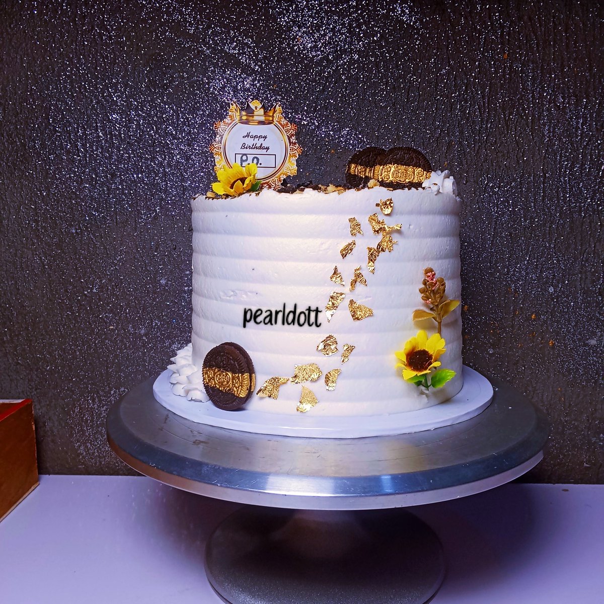 NBennymart's tweet photo. We sent this as a Suprise to a lovely lady....
Paired with a sumptuous food tray..
Want something like this.
Click the link in my bio.
✍️Cakediva.
#pearldott #suprisesinasaba #foodtrayinasaba #smallchopsinasaba #asababaker #cakesinasaba #foodtrays #eventplanning #eventdecor #eventmanagement #hospitalitymanagement #catering #cateringservice #BirthdayParty #weddingplanner