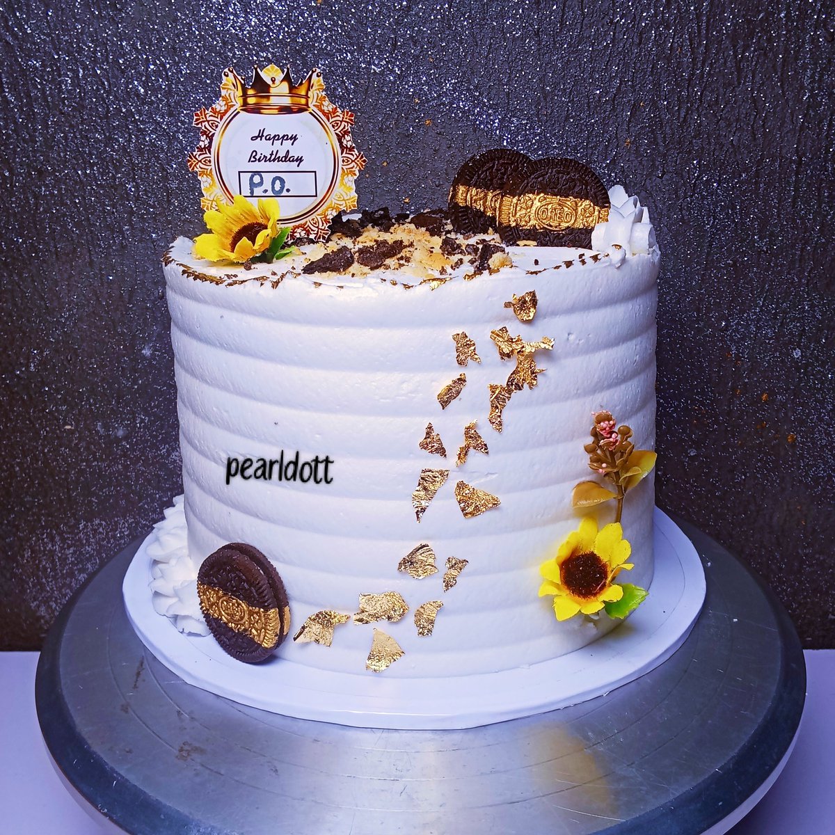 NBennymart's tweet photo. We sent this as a Suprise to a lovely lady....
Paired with a sumptuous food tray..
Want something like this.
Click the link in my bio.
✍️Cakediva.
#pearldott #suprisesinasaba #foodtrayinasaba #smallchopsinasaba #asababaker #cakesinasaba #foodtrays #eventplanning #eventdecor #eventmanagement #hospitalitymanagement #catering #cateringservice #BirthdayParty #weddingplanner