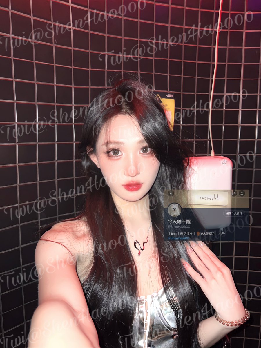 别一会发伤感文案一会发擦边的了 我真不知道是该安慰你还是该干你 https://t.co/gbNPQ4Wpni