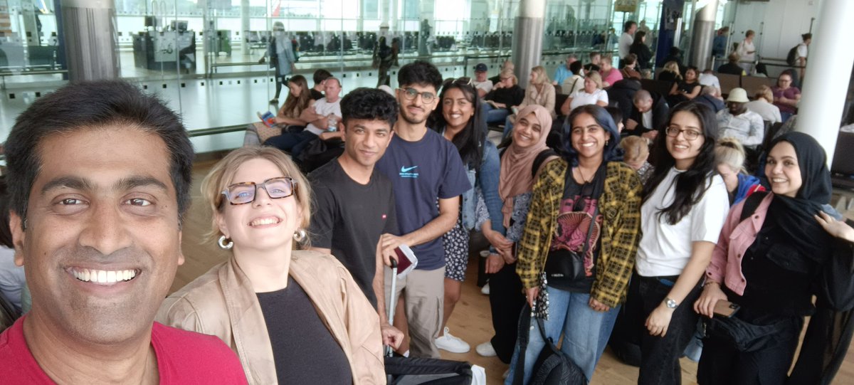 #Stockholm, here we come!

The last of the Birmingham contingent is enroute to #ECE2024.. 😊

(yeap, we do tend to move in packs 😅) 

#medstudents #juniordoctors #earlycareers #FutureLeaders 

@SIMBAsimulation @SimbaComics @DEKODEing #PCOSSEva